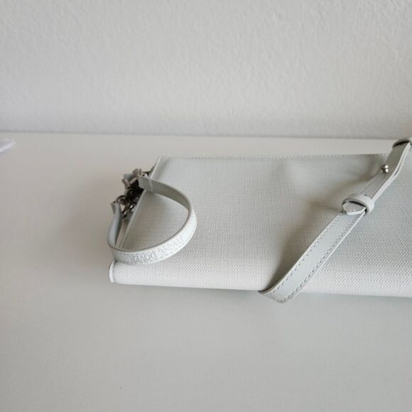 NEW Dagne Dover | Essentials Clutch Wallet Women Crossbody Pastel Blue Silver - Picture 2 of 7